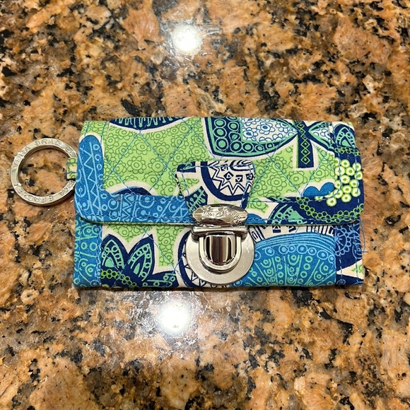 Vera Bradley wallet - Picture 1 of 1